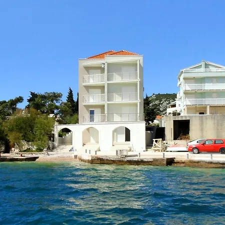 10031d Apartmán